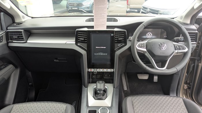 2025 VOLKSWAGEN AMAROK LIFE
