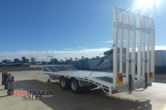 2003 Lusty 16 Pallet Dropdeck with Ramps