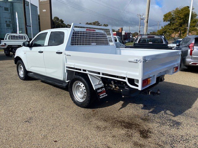 2023 ISUZU D-MAX SX