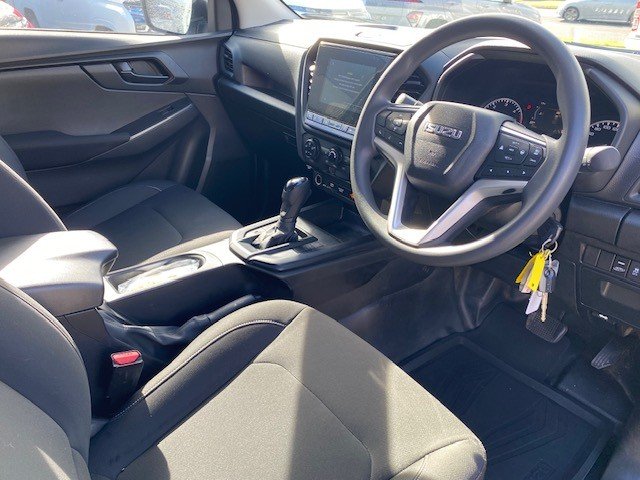 2023 ISUZU D-MAX SX