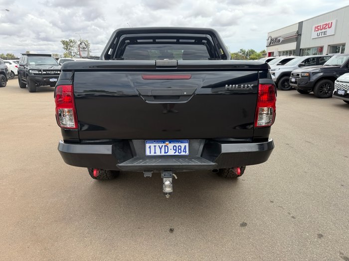 2020 Toyota Hilux Rugged X Black