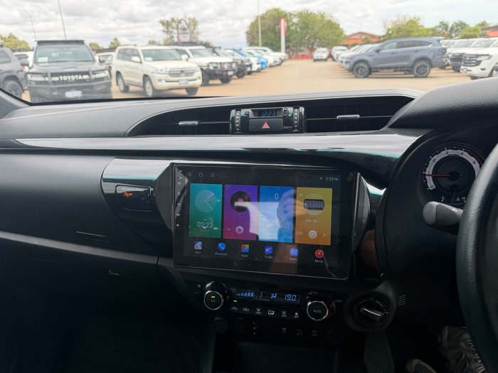 2020 Toyota Hilux Rugged X Black