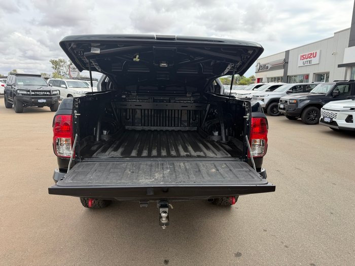 2020 Toyota Hilux Rugged X Black