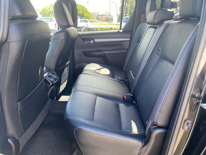 2021 Toyota Hilux 4x4 Hilux 4x4 Rugged X 2.8L T Diesel Automatic Double Cab 2U76940 001