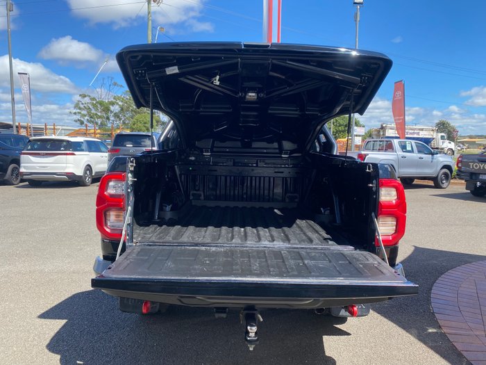 2021 Toyota Hilux 4x4 Hilux 4x4 Rugged X 2.8L T Diesel Automatic Double Cab 2U76940 001