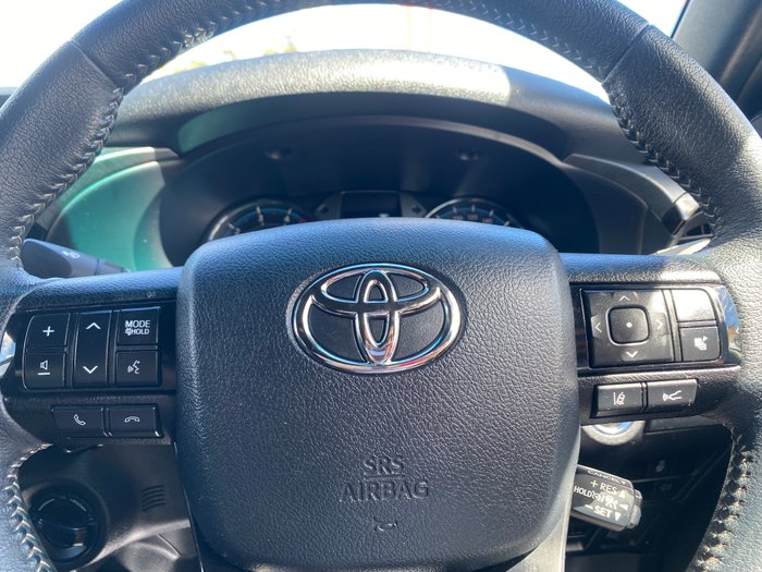 2021 Toyota Hilux 4x4 Hilux 4x4 Rugged X 2.8L T Diesel Automatic Double Cab 2U76940 001
