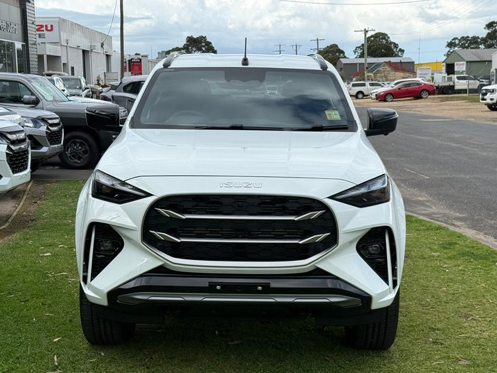 2026 Isuzu MU-X LS-T