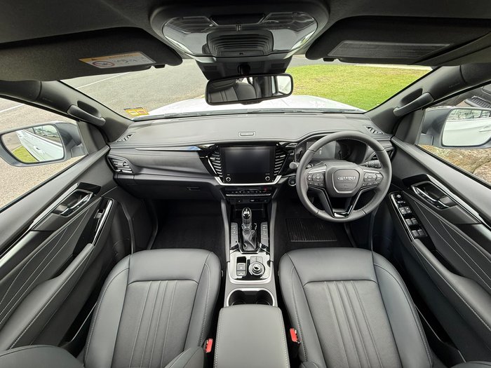 2026 Isuzu MU-X LS-T