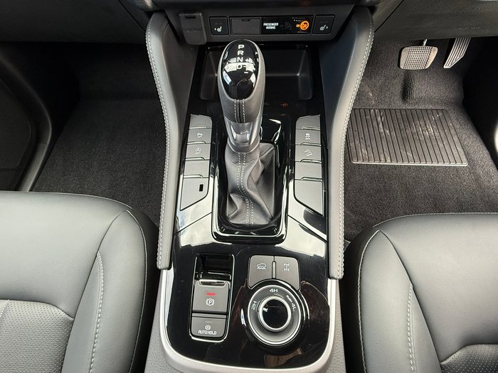 2026 Isuzu MU-X LS-T