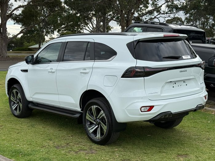 2026 Isuzu MU-X LS-T