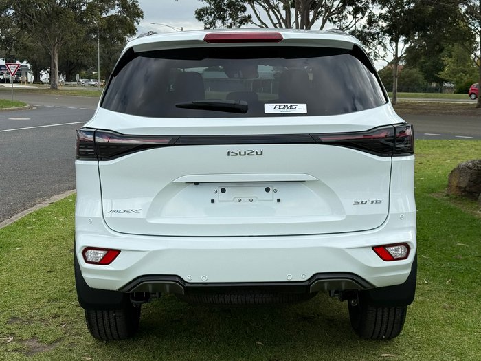 2026 Isuzu MU-X LS-T