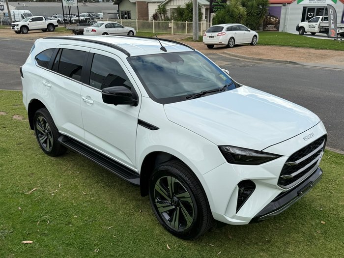 2026 Isuzu MU-X LS-T