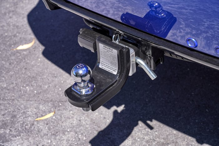 2025 Isuzu MU-X LS-T