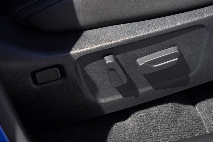 2025 Isuzu MU-X LS-T