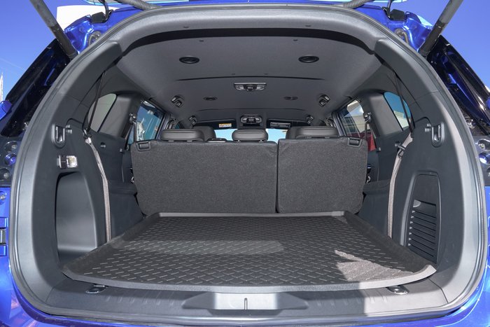 2025 Isuzu MU-X LS-T