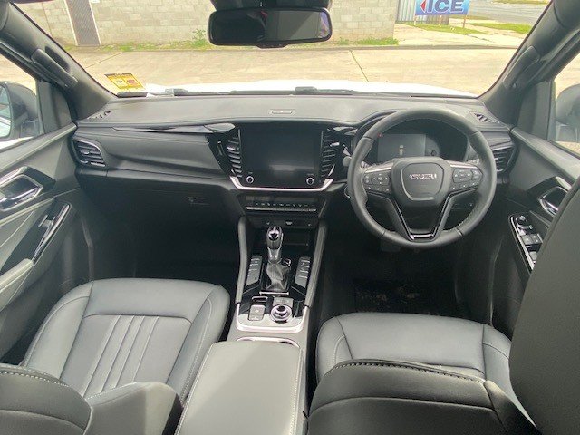 2025 ISUZU MU-X LS-T