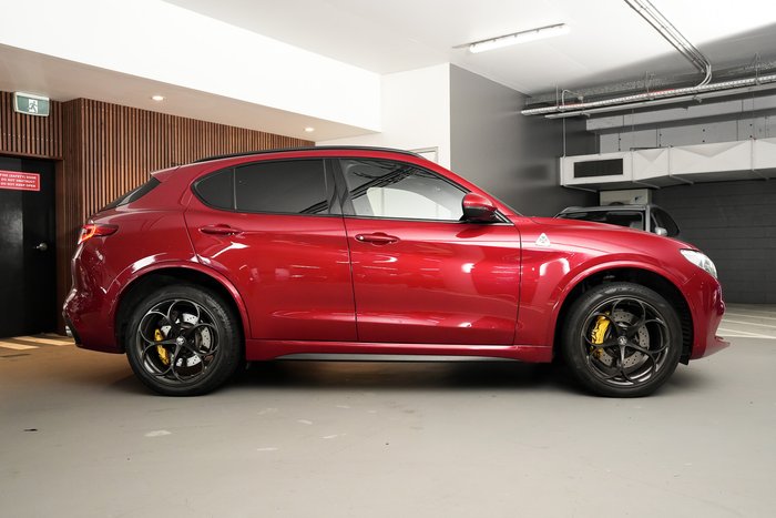 2019 Alfa Romeo Stelvio Quadrifoglio