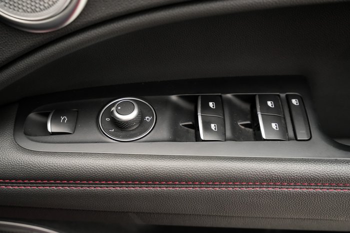 2019 Alfa Romeo Stelvio Quadrifoglio