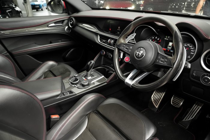 2019 Alfa Romeo Stelvio Quadrifoglio