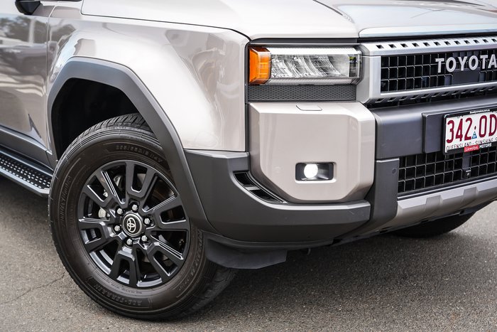 2025 Toyota PRADO