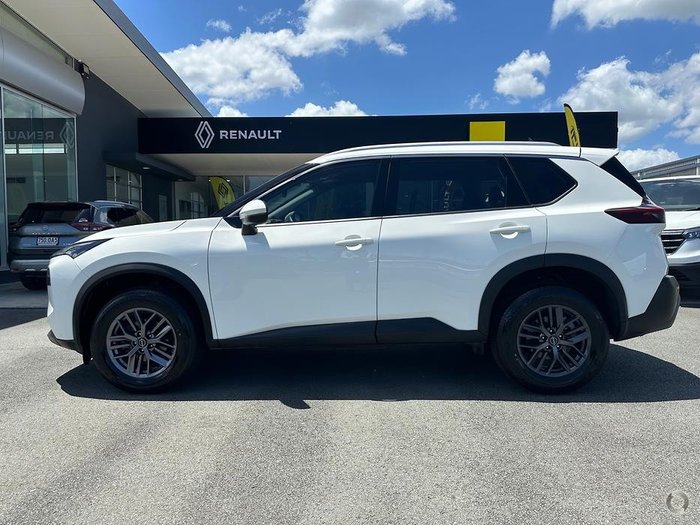 2023 Nissan X-TRAIL ST