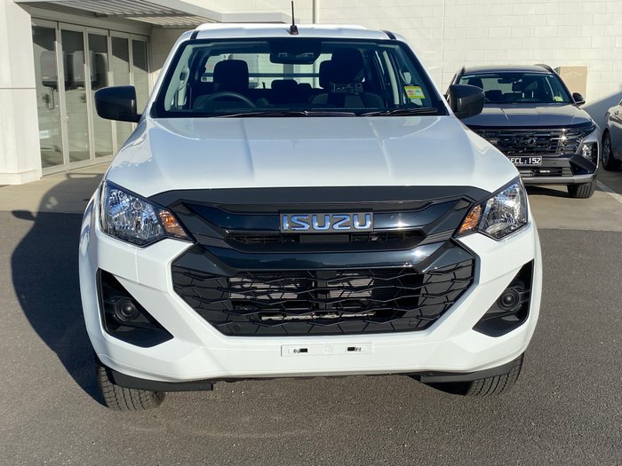 2026 ISUZU D-MAX SX