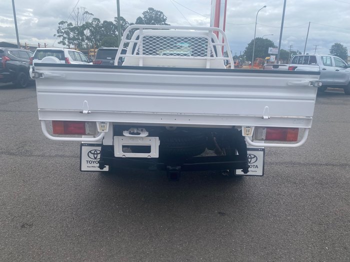 2019 Toyota Hilux 4x4 Hilux 4x4 SR 2.8L T Diesel Automatic Single Cab C/C 1Y40620 004