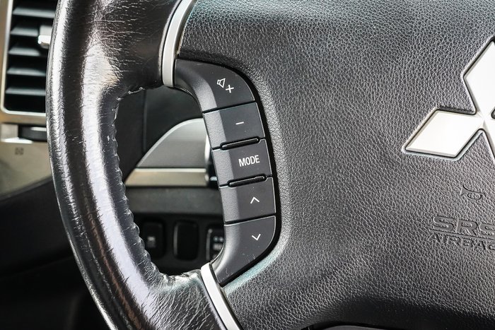 2019 MITSUBISHI PAJERO GLX (4x4) 7 SEAT
