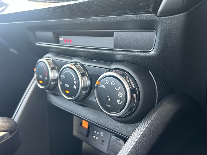 2025 Mazda 2 G15 Evolve