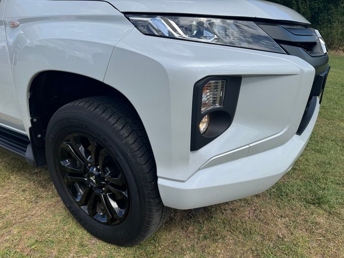 2023 MITSUBISHI TRITON GLX-R