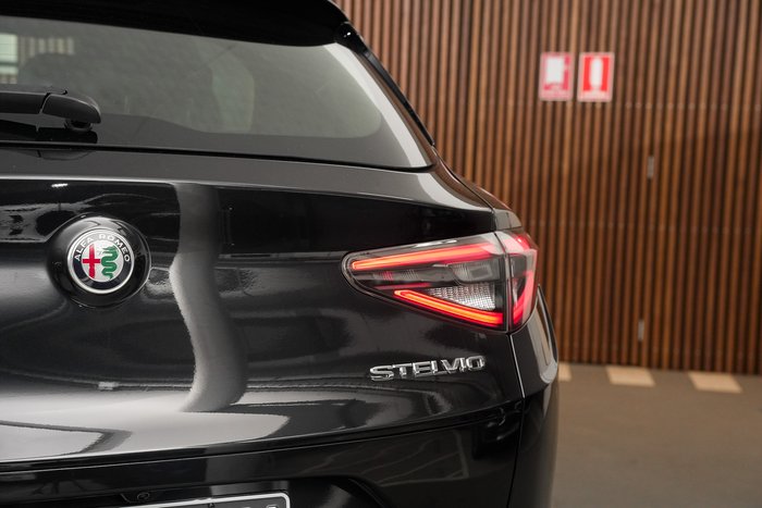 2023 Alfa Romeo Stelvio Ti