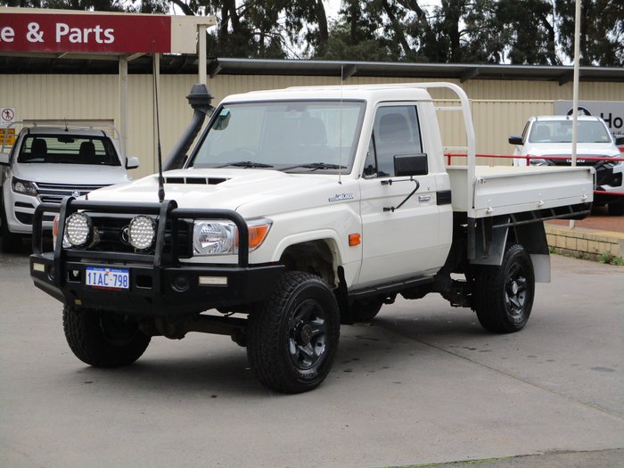 2023 Toyota Landcruiser Workmate VDJ79R White