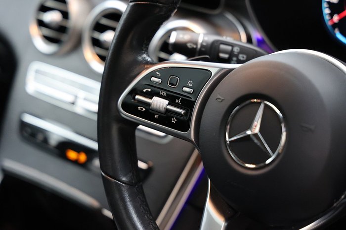 2019 MERCEDES-BENZ GLC 300 4MATIC