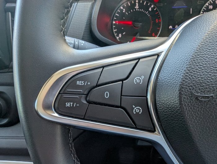 2023 RENAULT TRAFIC SWB PRO