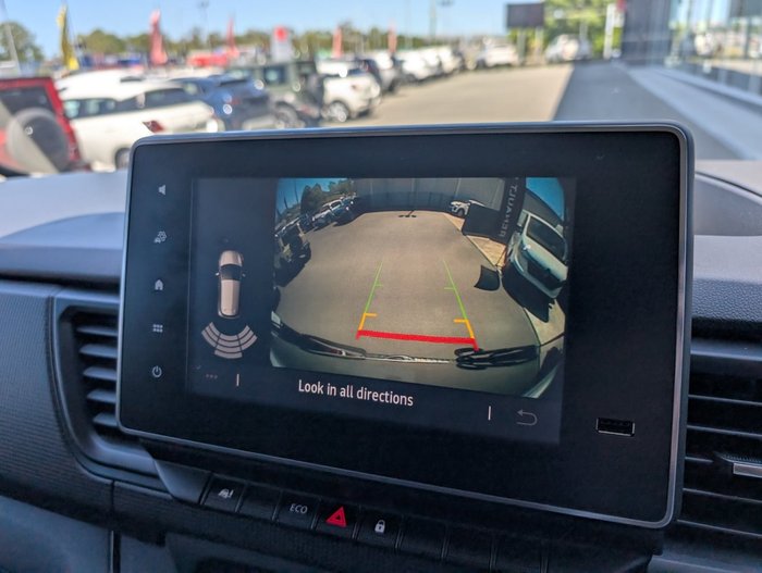 2023 RENAULT TRAFIC SWB PRO