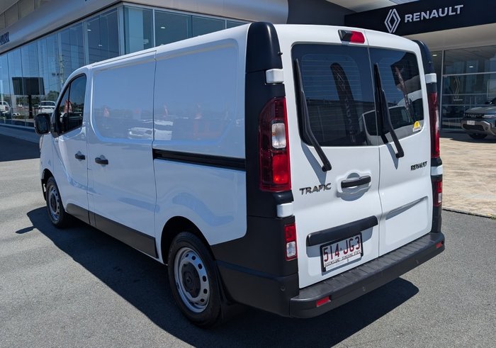 2023 RENAULT TRAFIC SWB PRO