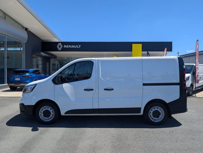 2023 RENAULT TRAFIC SWB PRO