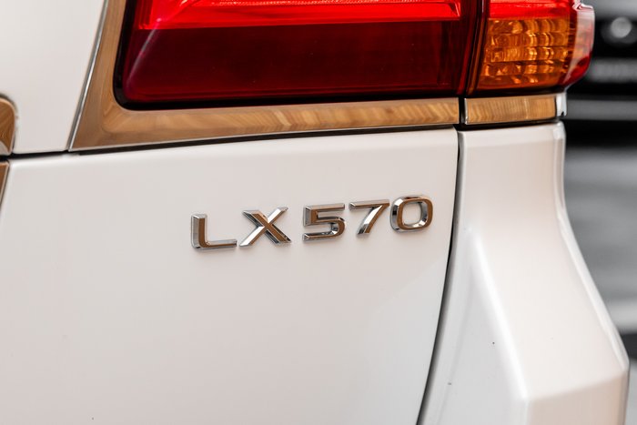 2011 Lexus LX570 Sports Luxury 5.7 L Petrol Automatic Wagon