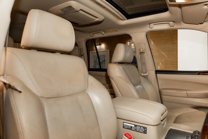 2011 Lexus LX570 Sports Luxury 5.7 L Petrol Automatic Wagon