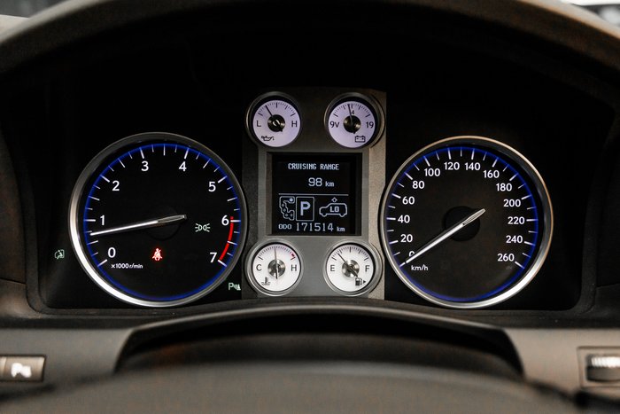 2011 Lexus LX570 Sports Luxury 5.7 L Petrol Automatic Wagon