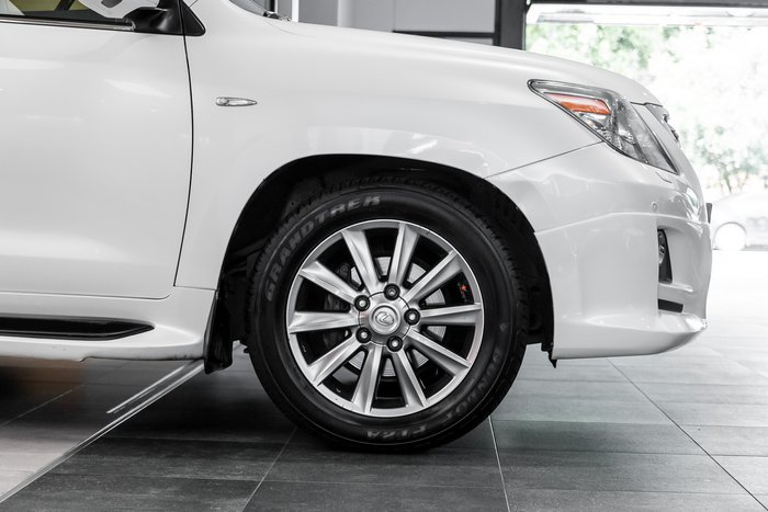 2011 Lexus LX570 Sports Luxury 5.7 L Petrol Automatic Wagon