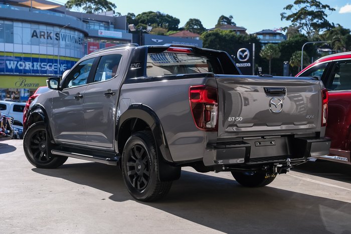 2025 Mazda BT-50 SP