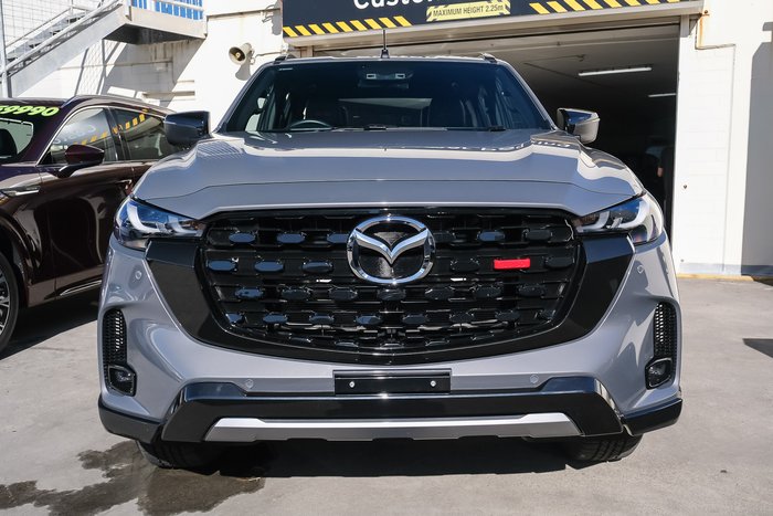 2025 Mazda BT-50 SP