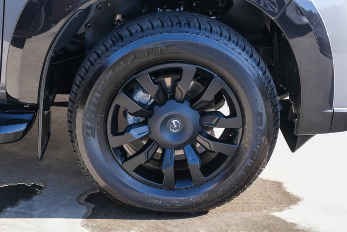 2025 Mazda BT-50 SP