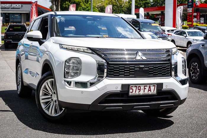 2022 MITSUBISHI OUTLANDER ES 5 SEAT (AWD)