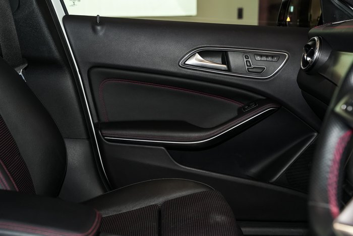 2016 Mercedes-Benz GLA-Class GLA180
