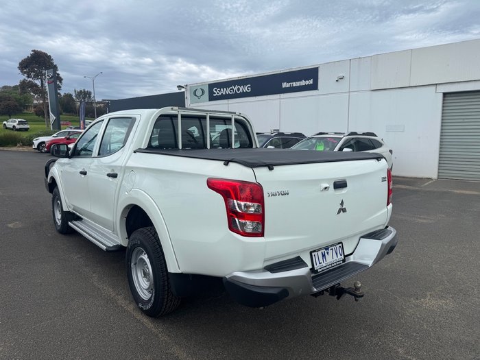 2017 Mitsubishi Triton GLX