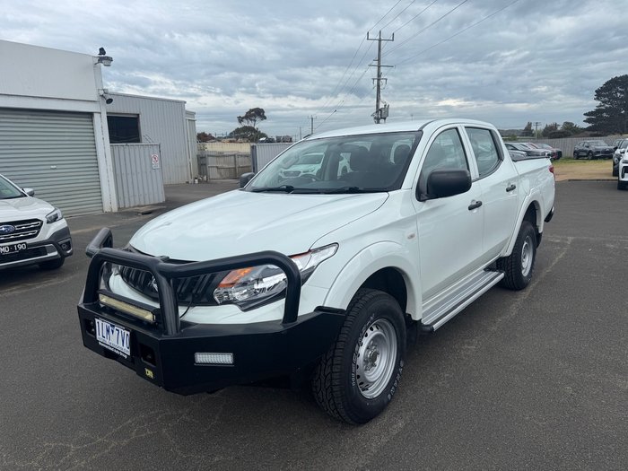 2017 Mitsubishi Triton GLX