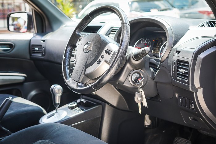 2012 NISSAN X-TRAIL TS (4x4)