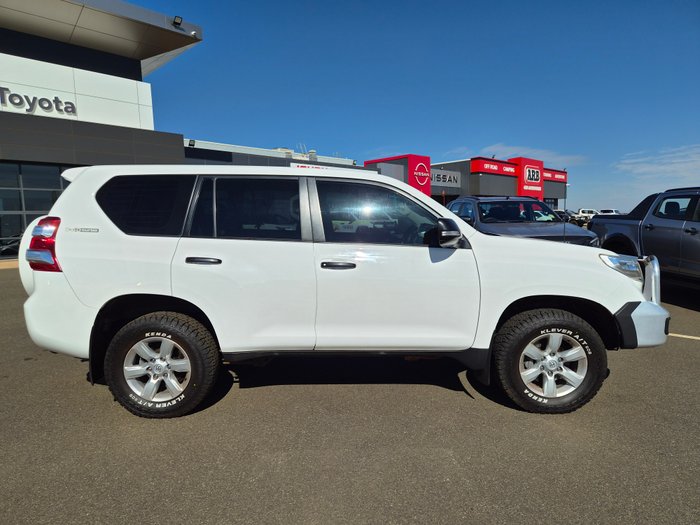 2017 Toyota Prado GX White